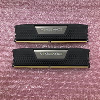 中古  Corsair CMK32GX5M2B6400C32 (16GB 2枚組 合計32GB PC5-51200/DDR5-6400 デスクトップ用) 5070001898 