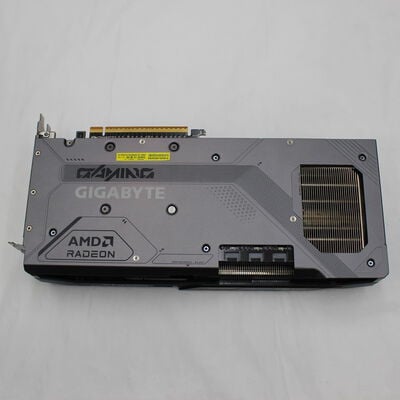 【通販センター】中古  GIGABYTE GV-R9070XTGAMING OC-16GD (RX9070XT 16G) 176942 