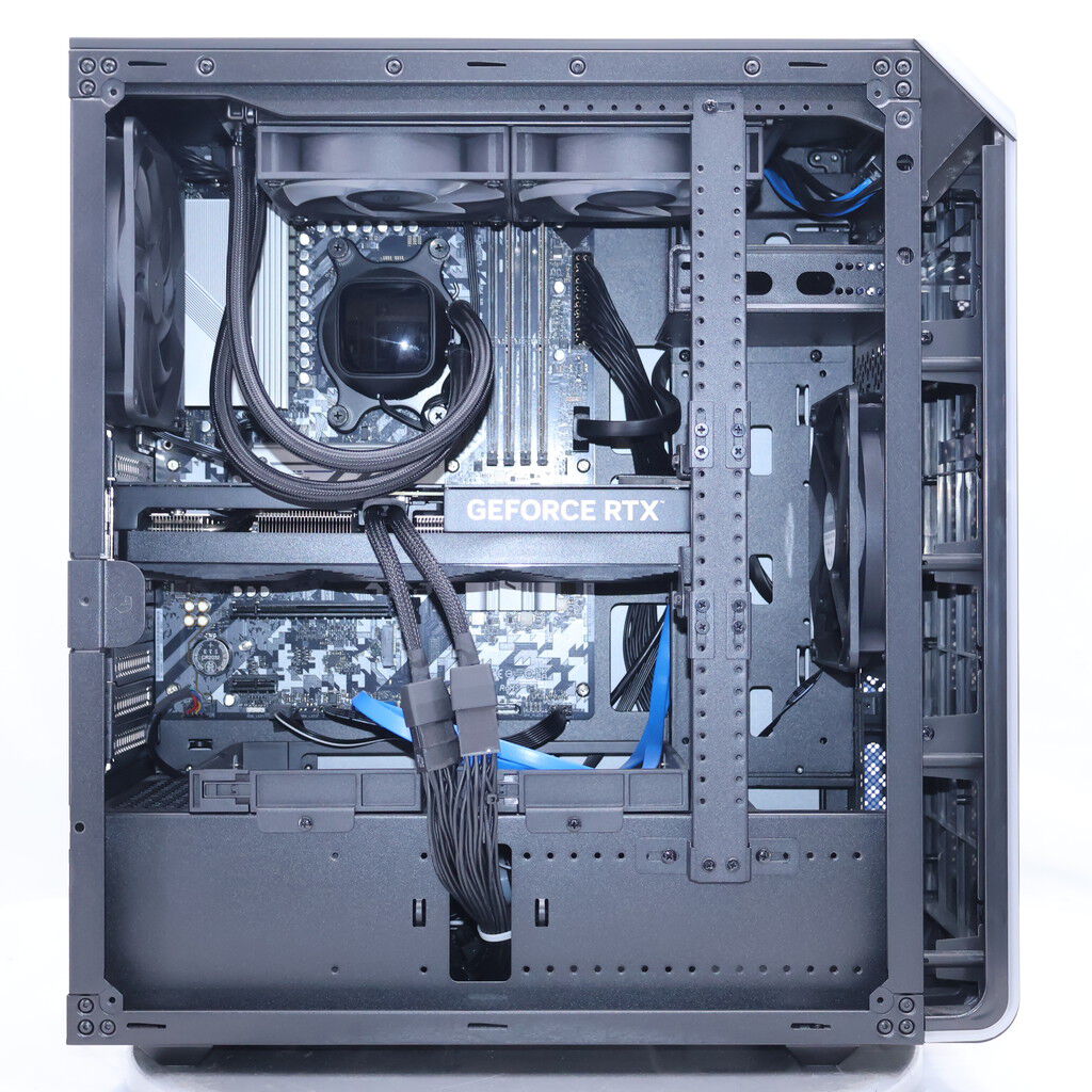 中古 THIRDWAVE GALLERIA SK(AMD Ryzen 7 7800X3D/32GB DDR5 (PC5