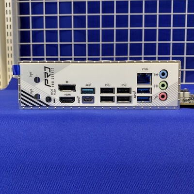 【横浜駅前店】中古  ASRock B650M Pro X3D (B650 AM5 mATX DDR5) 3400009090 