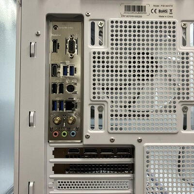 【新潟店】中古  OZ Gaming BTOPC(Ryzen7 5700X/32GB/1TB/RTX4060Ti/W11H) 3290006751【9/4値下げ!】 