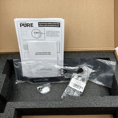 【新潟店】中古  SAPPHIRE NITRO+ Radeon RX 9060 XT GAMING OC 16GB (RX9060XT 16G) 179903 