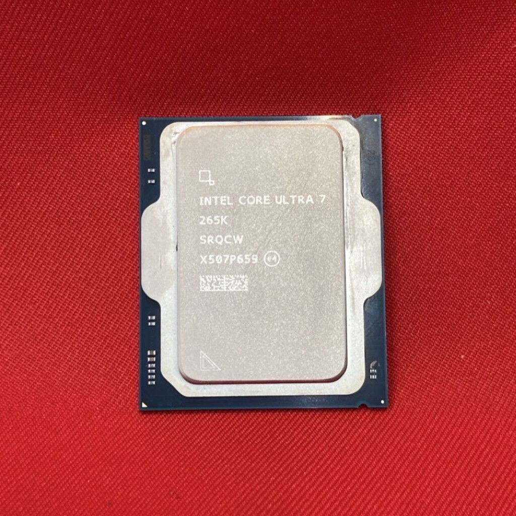 中古 INTEL Core Ultra 7 265K (1851/3.9G/30M/C20/T20) （393951