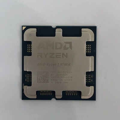【津ラッツ店】中古  AMD Ryzen 7 9700X (AM5/3.8GHz/40M/C8/T16/65W) 169022 