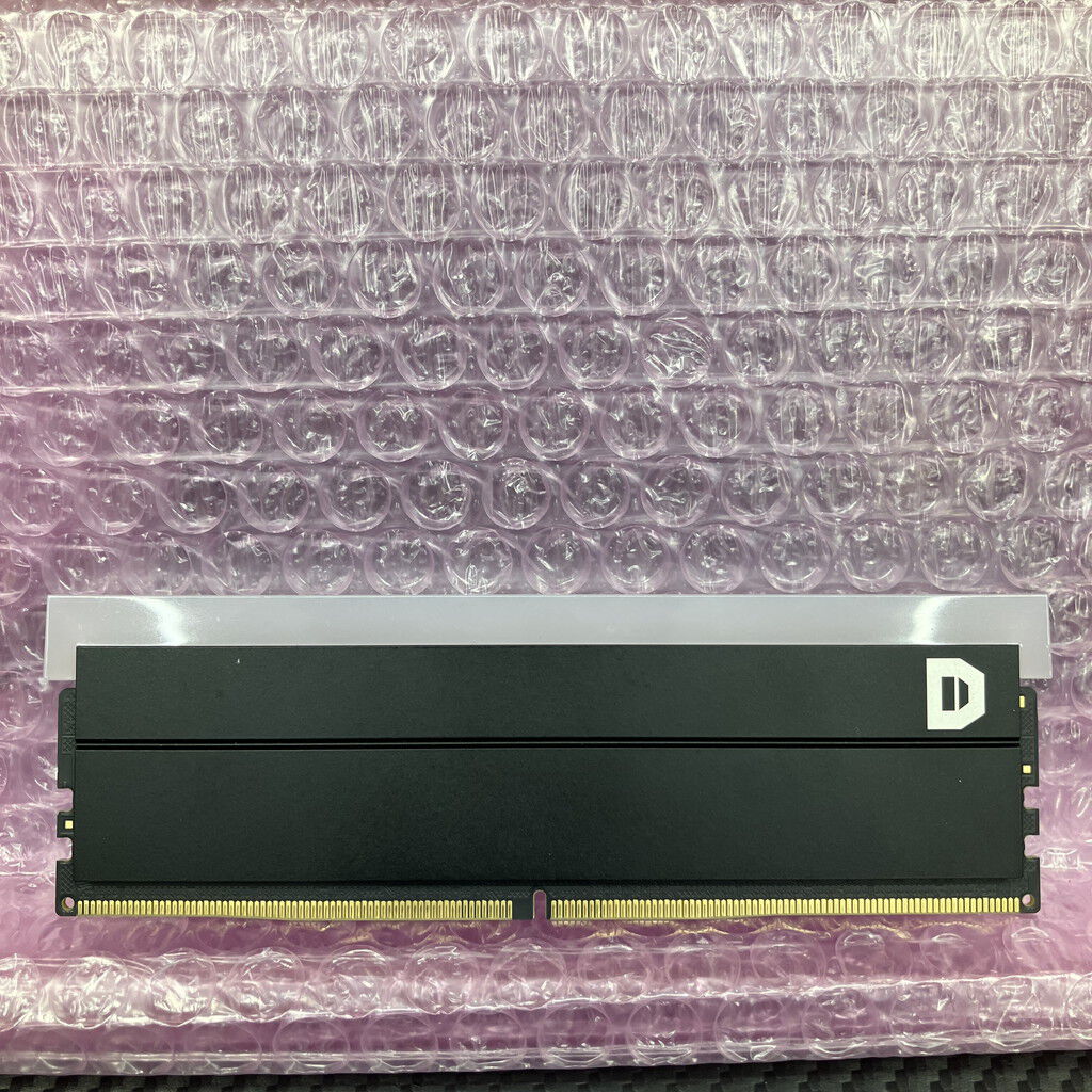 中古 ドスパラセレクトD5D6000-16G2A1-RGB-BK (DDR5 PC5-48000 16GB