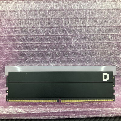 【富士青葉店】中古  ドスパラセレクトD5D6000-16G2A1-RGB-BK (DDR5 PC5-48000 16GB) 199655 