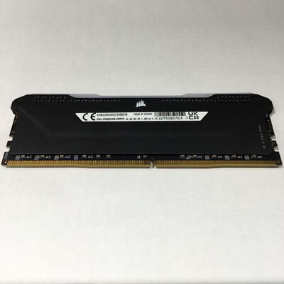 【松山環状枝松店】中古  PC4-25600 16GB デスクトップ用(DDR4-3200) 140728 