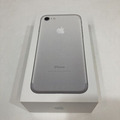 【神戸・三宮店】中古  【docomo】 iPhone7 4.7インチ 128GB (シルバー) MNCL2J/A 132393 