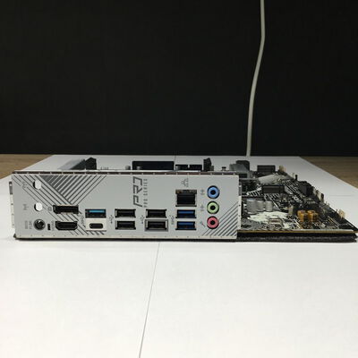 【松山環状枝松店】中古  ASRock A620M Pro RS (A620 AM5 mATX DDR5) 4560001320 