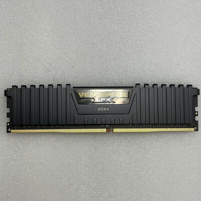 【新潟店】中古  PC4-28800 8GB デスクトップ用 140733 