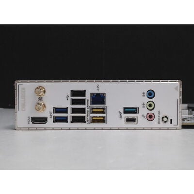 【前橋ｲﾝﾀｰｱｶﾏﾙ店】中古  ASRock B850 Challenger WiFi White (B850 AM5 ATX) 4540002125 