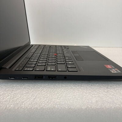 【京都店】中古  Lenovo ThinkPad E14 Gen 6 (Ryzen 7 7735HS/32GB/SSD256GB/なし/オンボード/14/1920x1200/W11P) 3180006703 