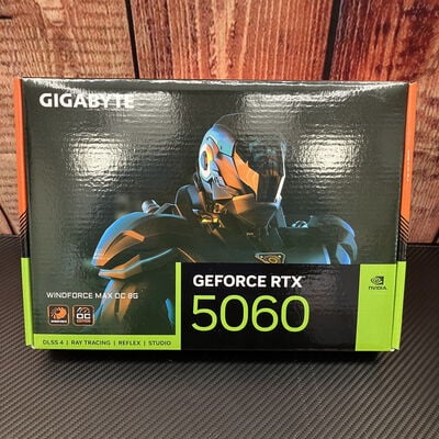 【富士青葉店】中古  GIGABYTE GV-N5060WF2MAX OC-8GD (RTX5060 8G) 188972 