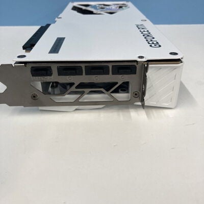 【博多店】中古  MSI GeForce RTX 5070 12G GAMING TRIO OC (RTX5070 12G) 176908 
