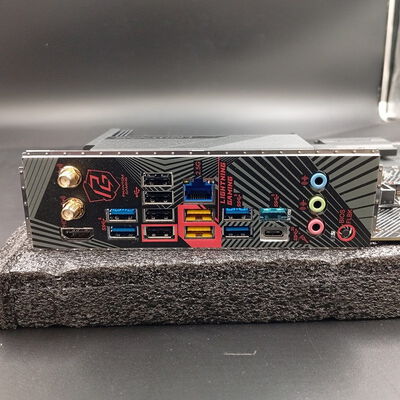 【大須店】中古  ASRock B650 PG Lightning WiFi (B650 AM5 ATX DDR5) 3120022347 