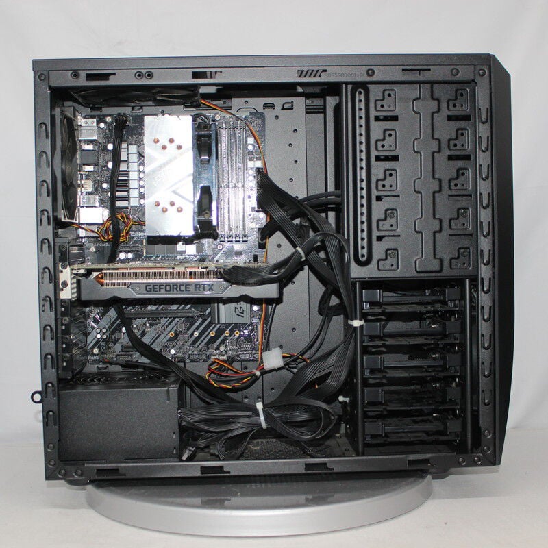 中古 THIRDWAVE GALLERIA KT(Intel Core i7 9700K/16GB DDR4 (PC4