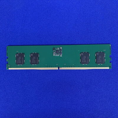 【横浜駅前店】中古  PC5-38400 8GB デスクトップ用 151530 