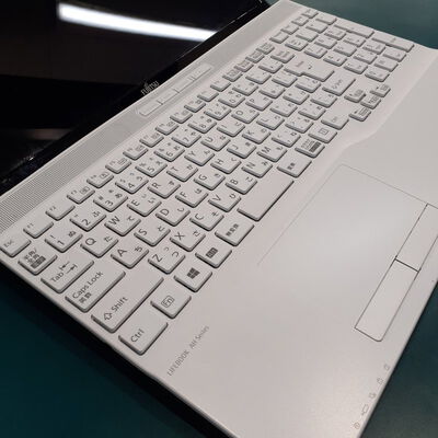 【鹿児島店】中古  FUJITSU FMVA45EWH(i3-10110U/8GB/SSD128GB/W11H) 4700001105 