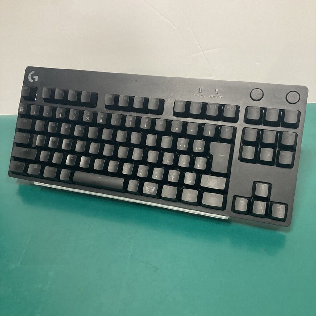 中古 Logicool G-PKB-002LN (有線 ｹﾞｰﾐﾝｸﾞｷｰﾎﾞｰﾄﾞ) 4760001568