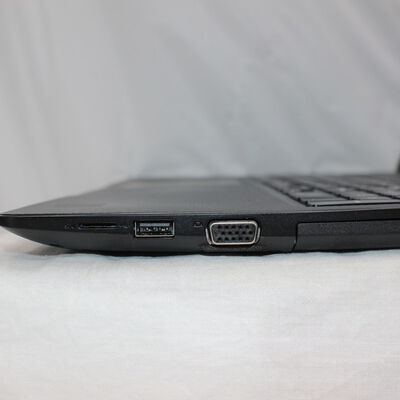 【通販センター】中古  DELL Vostro 3590(Intel Core i5 10210U 1.60GHz/16GB DDR4/SSD256GB/-/オンボード/15.6/1920x1080/GbE/Wi-Fi/WEBCAM/W11P/VBT) 197843 