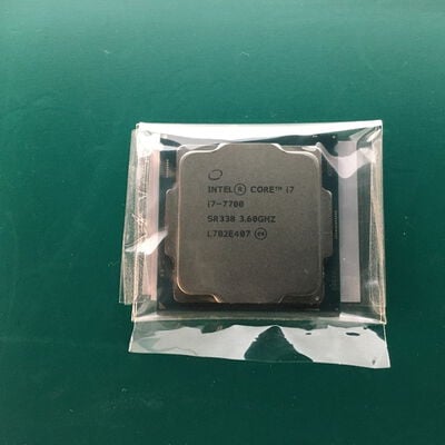 【佐賀南部バイパス店】中古  INTEL Core i7-7700 (1151/3.60GHz/8M/C4/T8) 133191 
