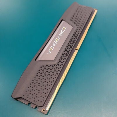 【鹿児島店】中古  PC5-38400 16GB デスクトップ用(DDR5-4800) 149151 