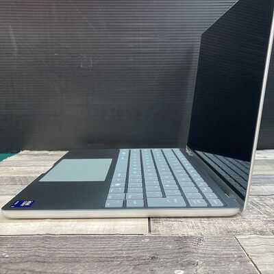 【広島店】中古  FUJITSU FMV Note C(Intel Core Ultra5 134U/16GB/SSD256GB/なし/オンボード/13.3/1920&times;1200/W11H) 3320005466 