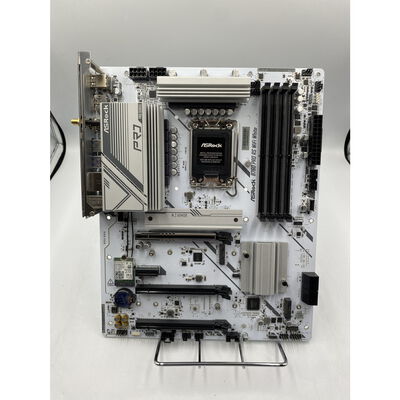 【座間相武台】中古  ASRock B760 Pro RS WiFi White (B760 1700 ATX DDR5) 4510002913 