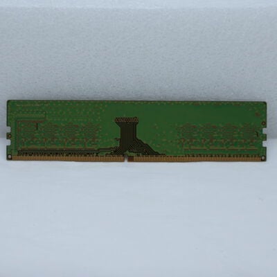 【通販センター】中古  PC4-21300 8GB デスクトップ用(DDR4-2666) 126165 