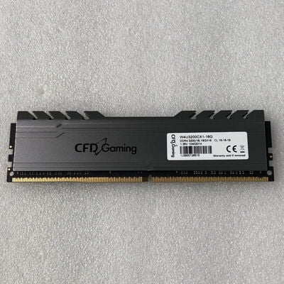 【甲府飯田店】中古  PC4-25600 16GB デスクトップ用(DDR4-3200) 140728 