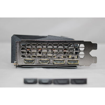 中古  GIGABYTE GV-R76GAMING OC-8GD (RX7600 8G) 162746 