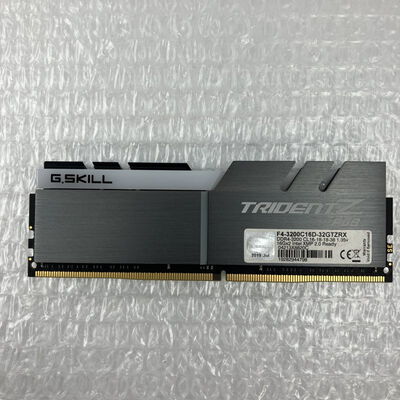 【秋葉原本店】中古  PC4-25600 16GB デスクトップ用(DDR4-3200) 140728 