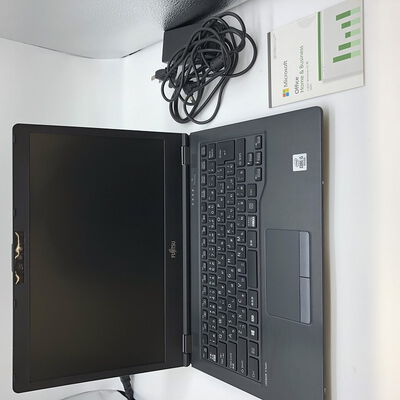 【宇都宮鶴田店】中古  FUJITSU LIFEBOOK U7410 (INTEL Core i5 10310U 1.7GHz/16GB/SSD256GB/-/オンボード/14/1366x768/Wi-Fi/WEBCAM/W11H64/Microsoft Office Home and Business 2024付) 180536 