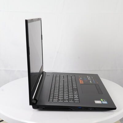 【通販センター】中古  GIGABYTE AORUS 7 NA(Intel Core i7 9750H/16GB/SSD500GB+HDD1TB/なし/NVIDIA GeForce GTX 1650 4GB/17.3/1920x1080/Wi-Fi/W11H64 MAR) 185378 