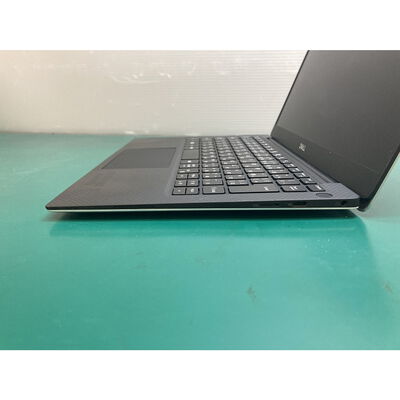 【浦添城間店(沖縄)】中古  DELL XPS 13 7390  (INTEL Core i5 10210U 1.6GHz/8GB/SSD256GB/-/オンボード/13.3/1920x1080/Wi-Fi/WEBCAM/W11H64) 180648 