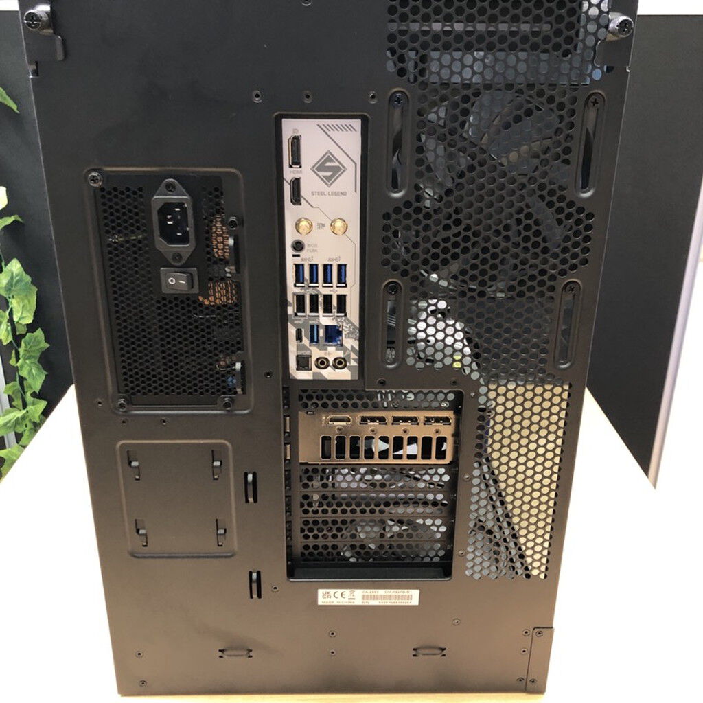 田*中様 豪華パーツ使用自作パソコン中古 中古 自作パソコン(Ryzen 7 9800X3D/32GB/SSD2TB/RTX5080/W11H