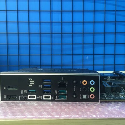 【博多店】中古  ASUS TUF GAMING Z890-PLUS WIFI (Z890 1851 ATX DDR5) 172180 