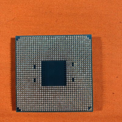 【なんば店】中古  AMD Ryzen 7 3700X (AM4/3.6/36M/C8/T16/65W) 140025 