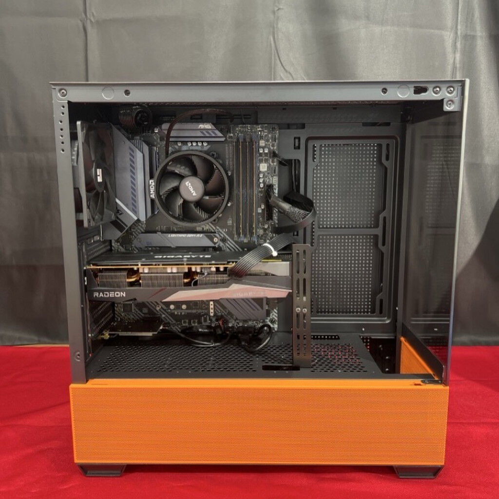 中古 自作PC(Ryzen 7 5700X/32GB/SSD512GB+HDD1TB/なし/RX7600 8GB/OS