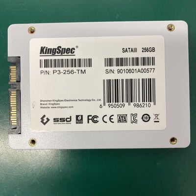 【神戸・三宮店】中古  各社 2.5インチ SSD 256GB SATA 124394 