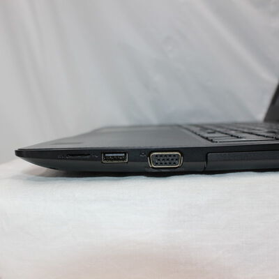 【通販センター】中古  DELL Vostro 3590(Intel Core i5 10210U 1.60GHz/16GB DDR4/SSD256GB/-/オンボード/15.6/1920x1080/GbE/Wi-Fi/WEBCAM/W11P/VBT) 197849 
