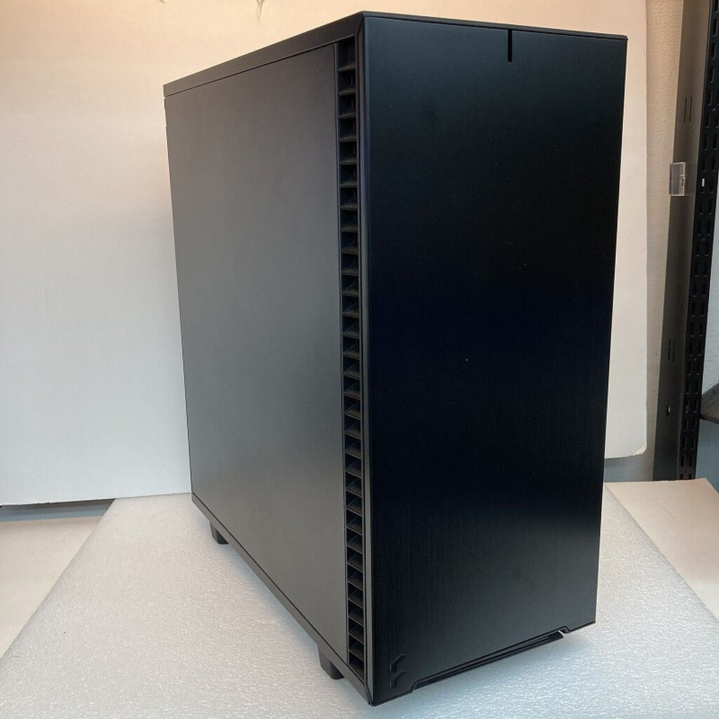 中古 自作パソコン (Core Ultra 7 265KF/32GB/SSD1TB/なし/RTX5060 8GB