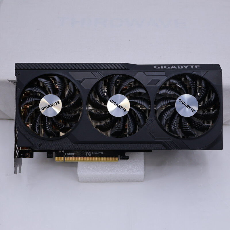 中古 GIGABYTE GV-N4070WF3OC-12GD (RTX4070 12GB) 157137 （388917
