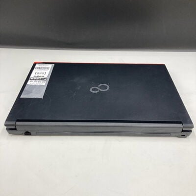 【熊本浜線店】中古  Fujitsu FMVA81033 (i5-10310U/8GB/SSD256GB/W11P) 5370000982 