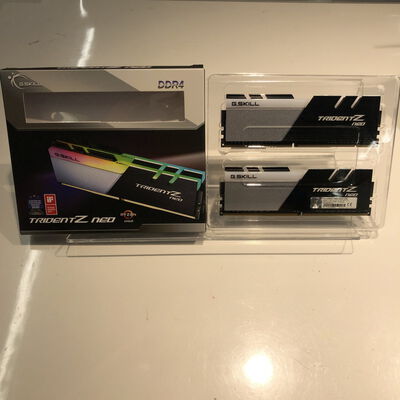 【姫路店】中古  PC4-25600 32GB デスクトップ用 143224 