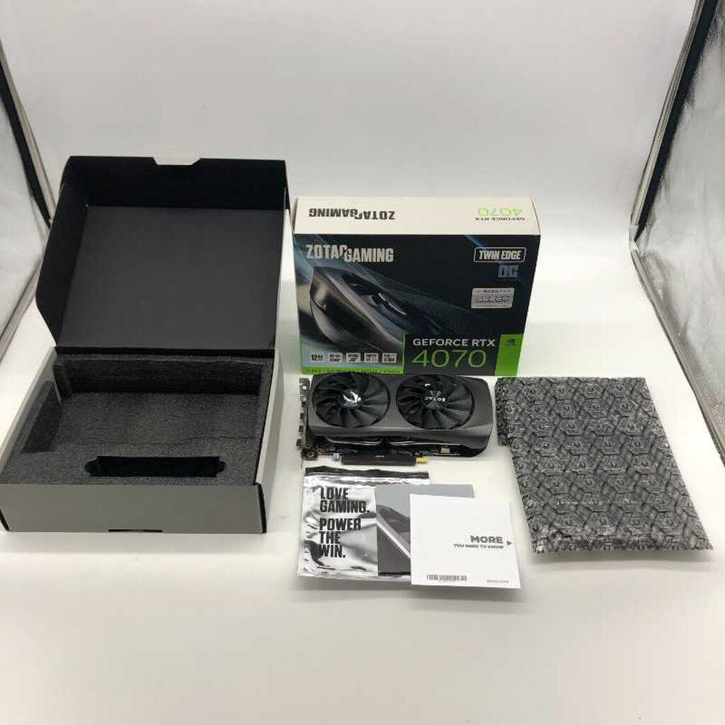 中古 ZOTAC ZT-D40700H-10M (RTX4070 12GB) 4640002950 （368358