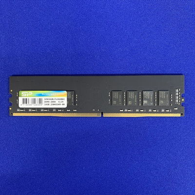 【横浜駅前店】中古  PC4-21300 16GB デスクトップ用(DDR4-2666) 135638 