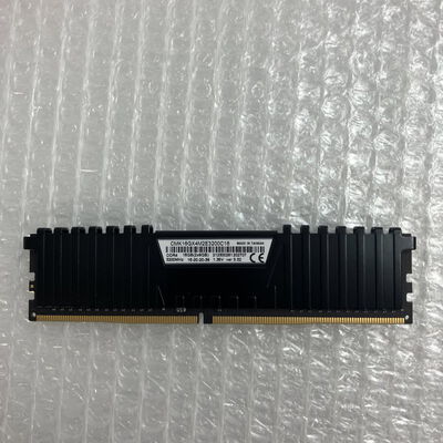 【秋葉原本店】中古  PC4-25600 8GB デスクトップ用(DDR4-3200) 140727 