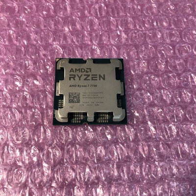 【姫路店】中古  AMD Ryzen 7 7700 (AM5/3.8GHz/40M/C8/T16/65W) 1460024624 