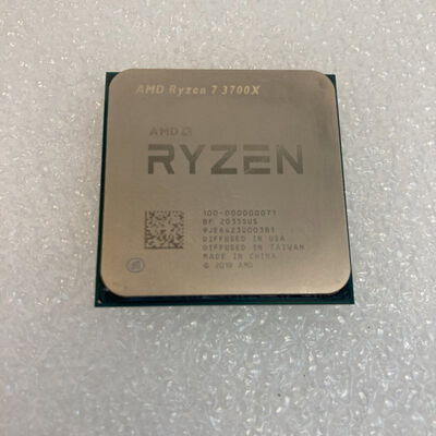 【京都店】中古  AMD Ryzen 7 3700X (AM4/3.6/36M/C8/T16/65W) 140025 